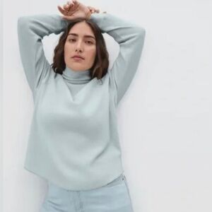 Everlane The Organic Cotton Turtleneck Waffle Tee in Light Green Size Small